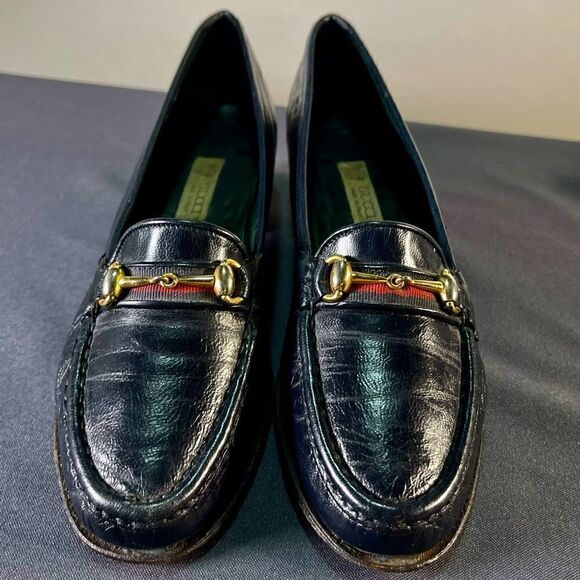 GUCCI - Vintage and Authentic Moccasin loafers - Picture 1 of 8